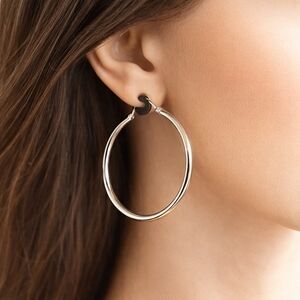 Lauren Silver Hoop Earrings – Classic Polished Hoops, Timeless Everyday Jewelry